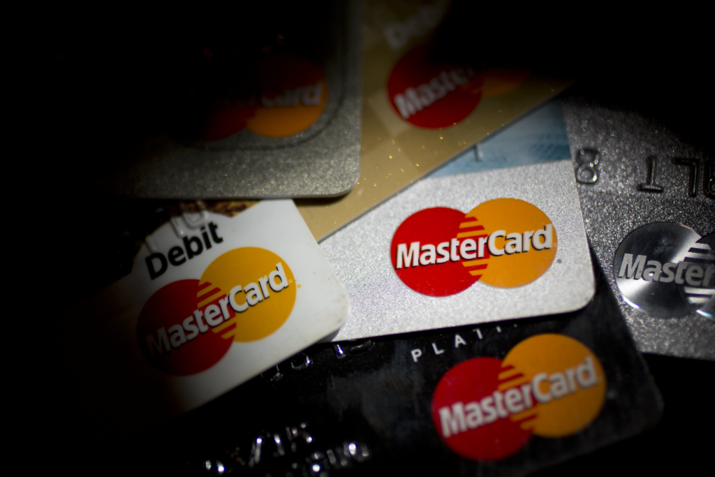 đăng ký thẻ mastercard